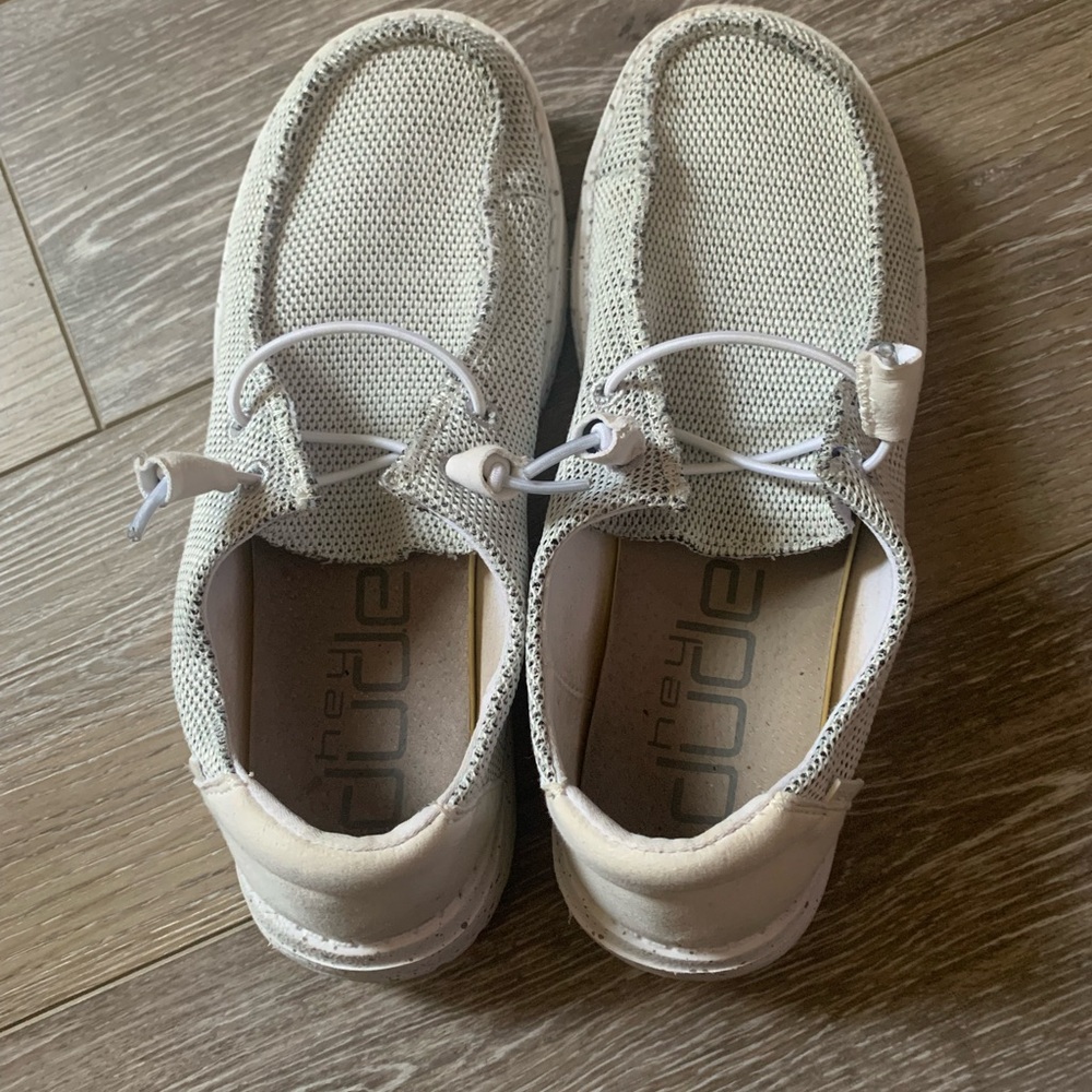 Hey dude white and gray size 6 shoe